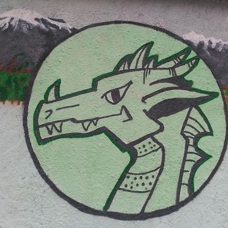 El Refugio Del Dragon Vandrarhem Arcones Exteriör bild